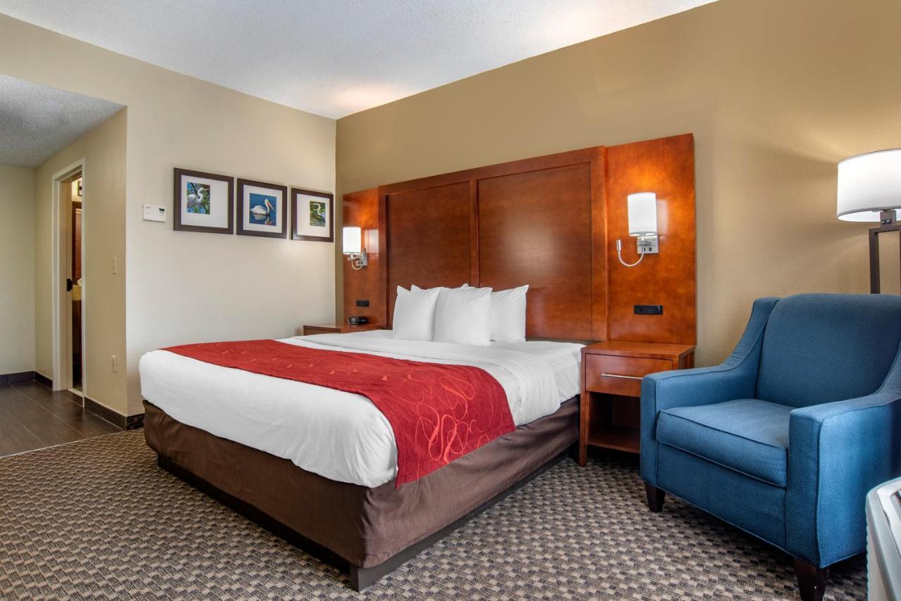 Comfort Suites Tallahassee Capitol - University Area Exterior foto