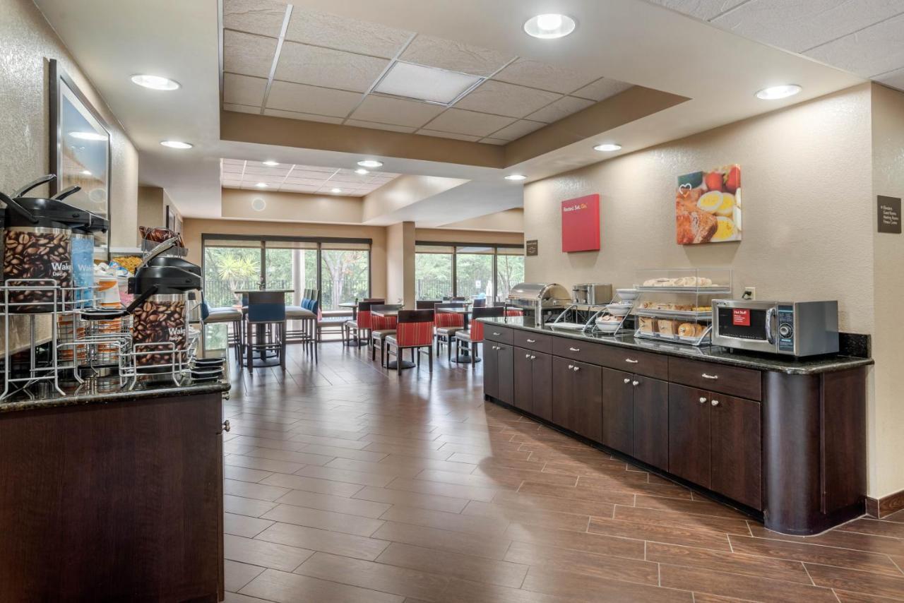Comfort Suites Tallahassee Capitol - University Area Exterior foto